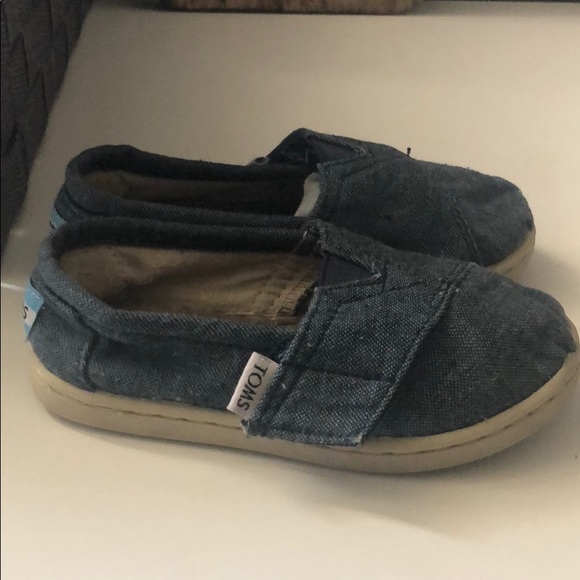 Toddler toms - Picture 2 of 2